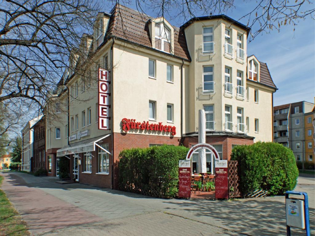 Hotel Fürstenberg Eisenhüttenstadt Exterior foto